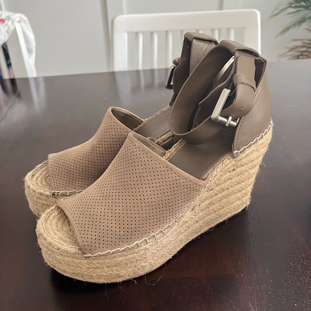 Marc Fisher Suede Leather Espadrille Wedge Heels 7